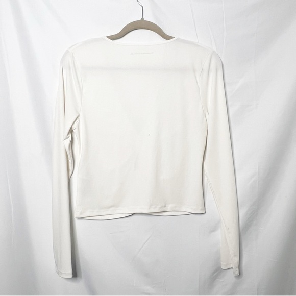 NEW with tags Abercrombie and Fitch Plunge Neckline Long Sleeve Top - Picture 2 of 4